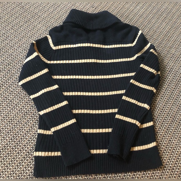 Lauren Ralph Lauren Black &Metallic Gold Striped Collared Latch Thick Knit Swtr - Picture 11 of 12